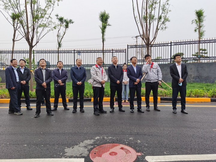 臨汾市委副書記、市長王延峰蒞臨華翔集團調研